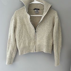 North Face - Cropped Sweater - Beige